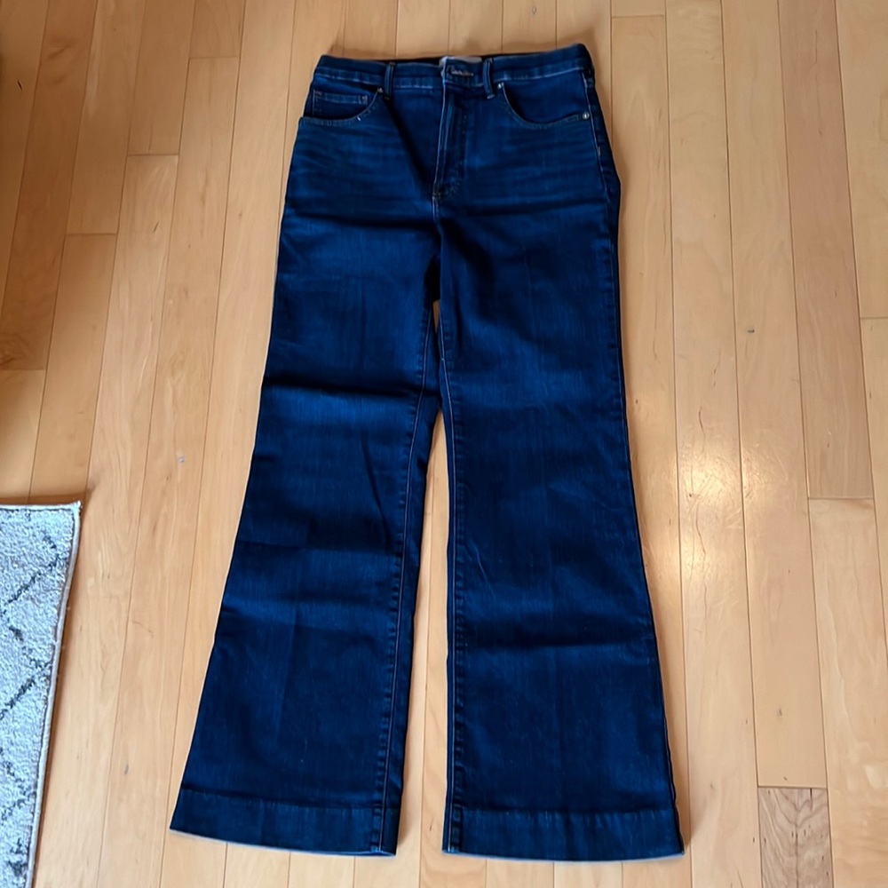 Everlane flare jeans- like new!